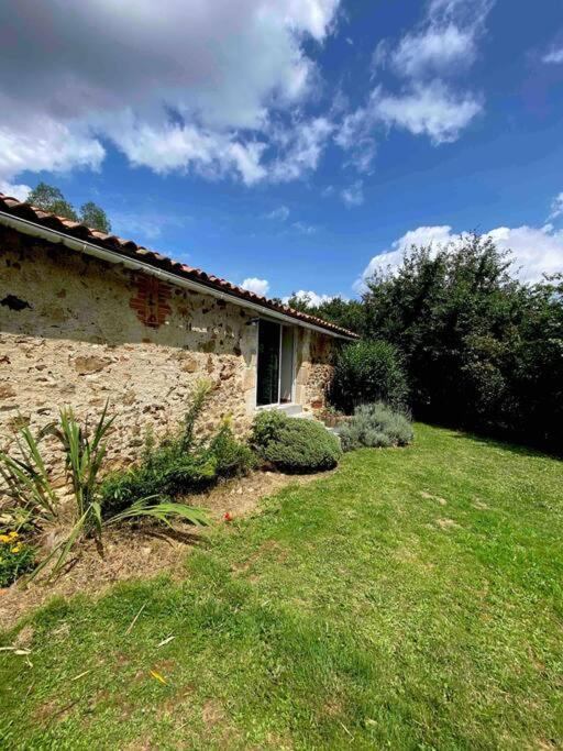 Bed and Breakfast La Frapperie La Pommeraie-sur-Sèvre Esterno foto
